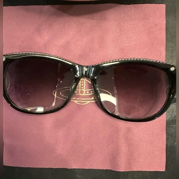 Vivienne Westwood Cat-eye Metal Edged Sunglasses EUC​ Vintage